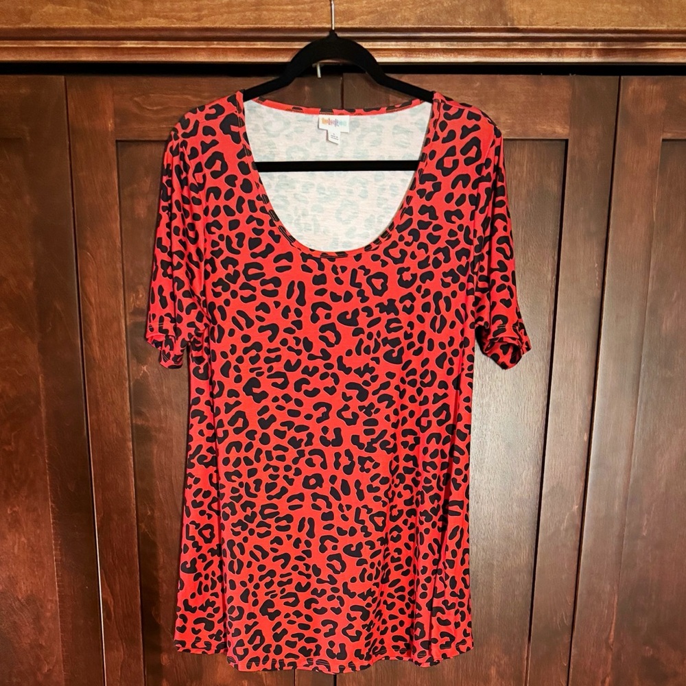 LuLaRoe Animal Print Perfect Tee